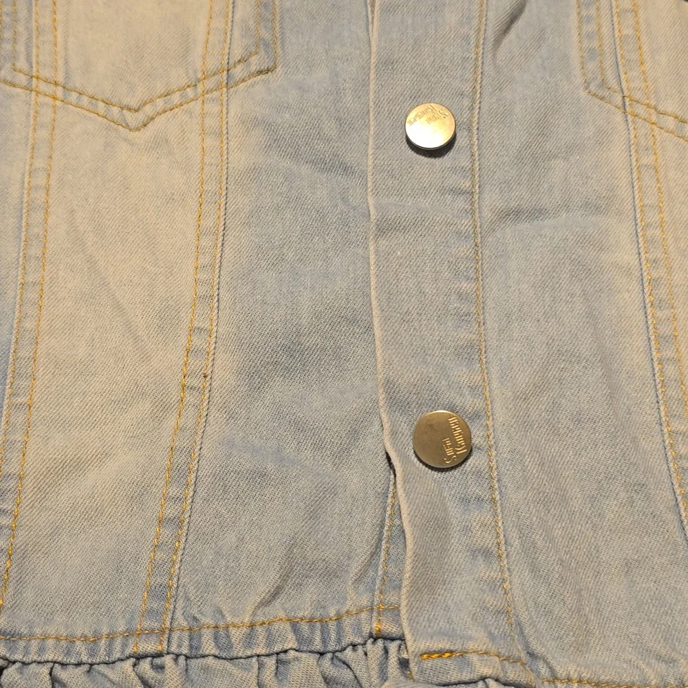 Shirt - Picture 4 of 10